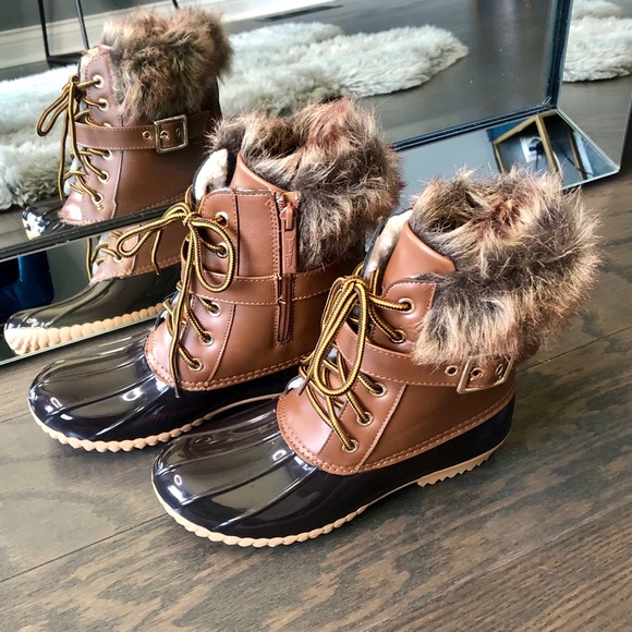 LAST ONE ☝️ ◾️Winter Tan Duck boots - Picture 4 of 7